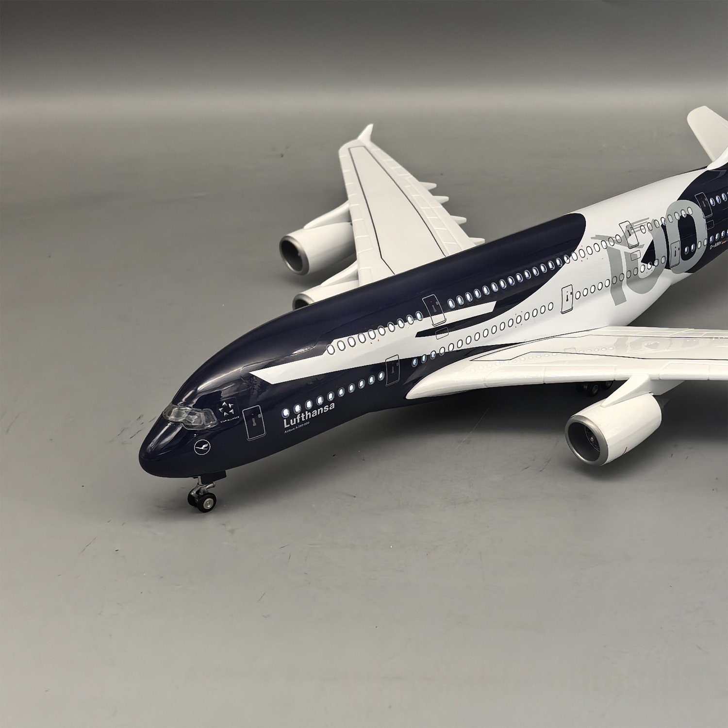 New 45cm Lufthansa A380 100 Ye - огляд і ціна Model Kit Plane