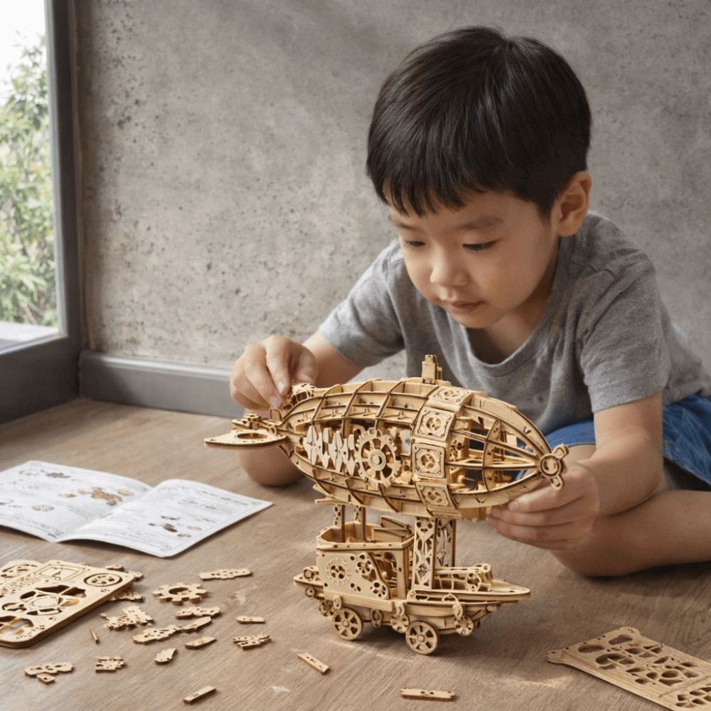 Wooden Construction Airship Mo - огляд і ціна Model Kit Wood