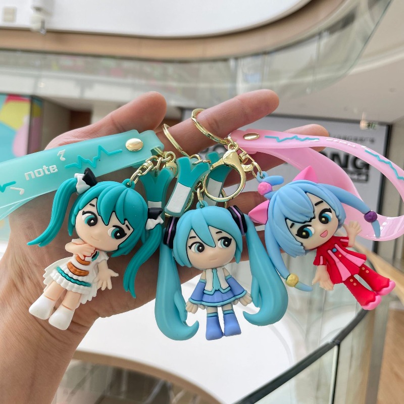 Hatsune Miku Keychain New Crea - огляд і ціна Model Kit Cars