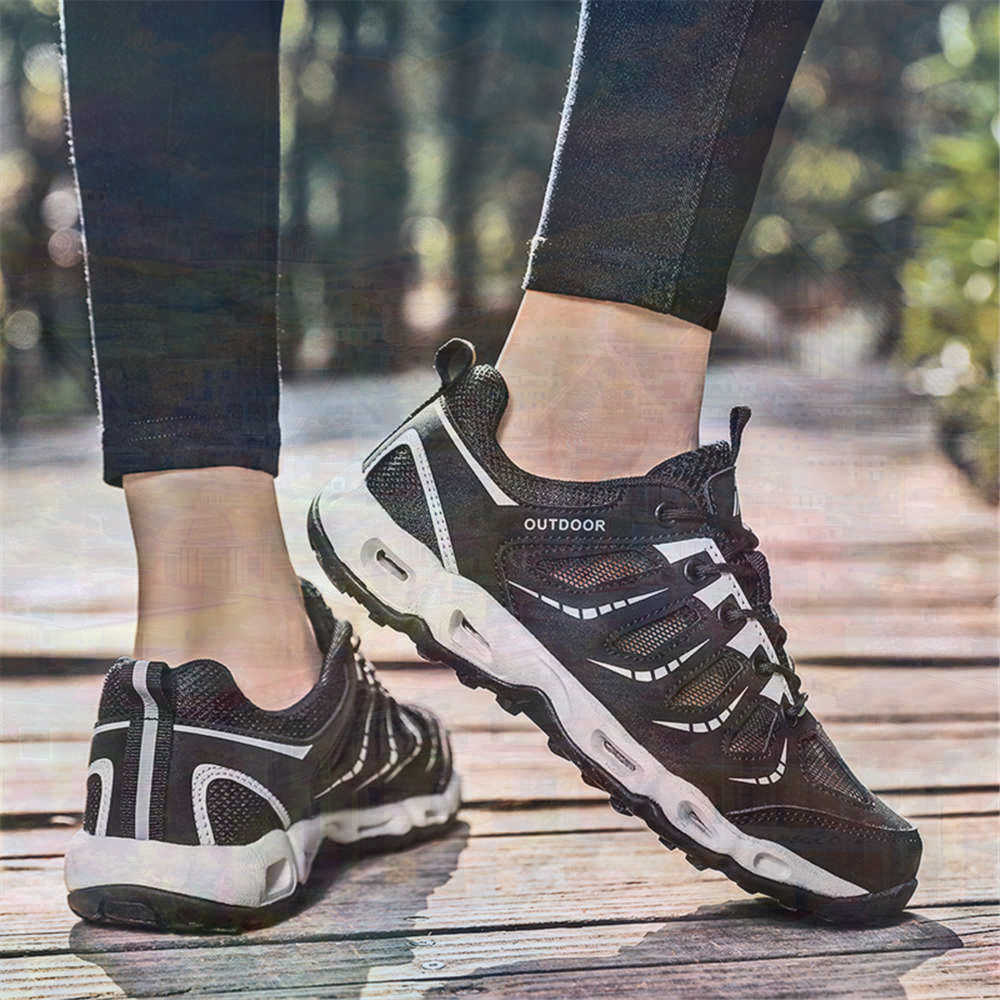 Sumer Round Tip Silver Sneaker - огляд і ціна Model Kit Levels