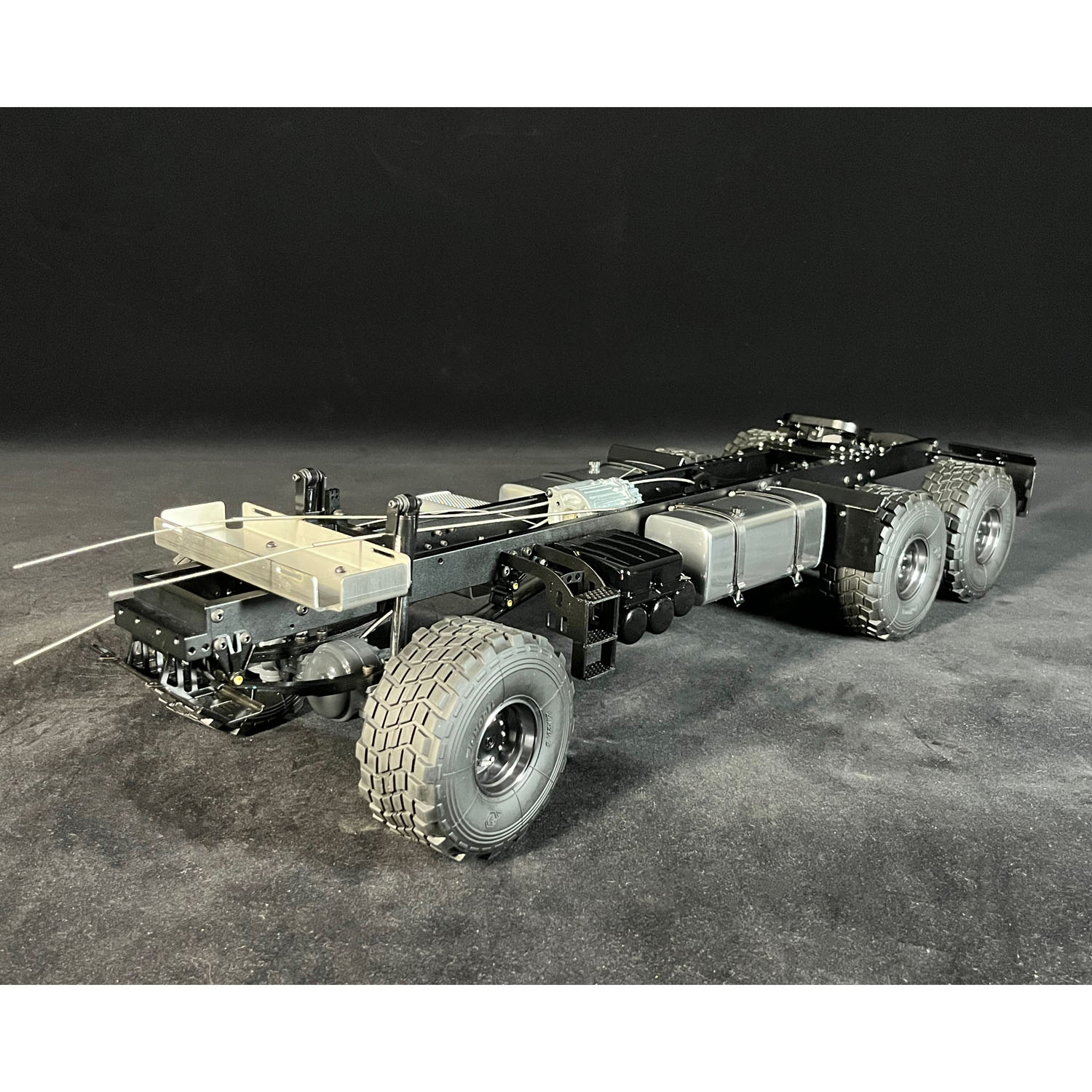 6*6 KIT JDM-218B 1/14 Radio Co - огляд і ціна Model Kit Jdm